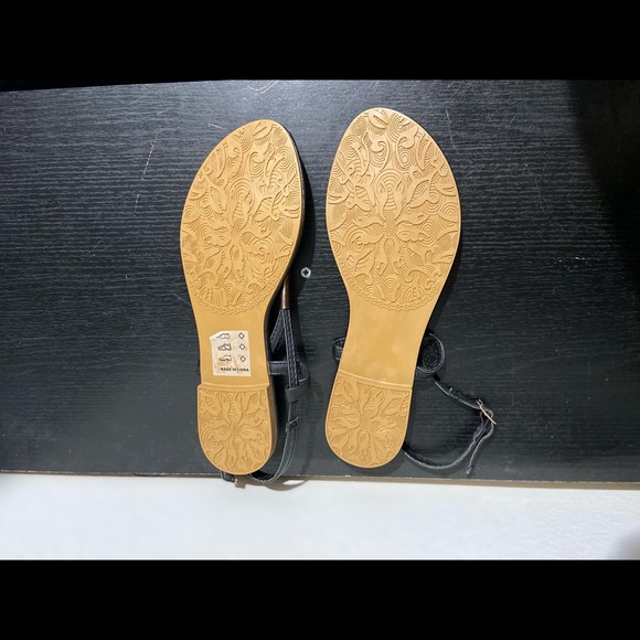 NWOT Love Image Sandals- Black Size 8 - Picture 3 of 3